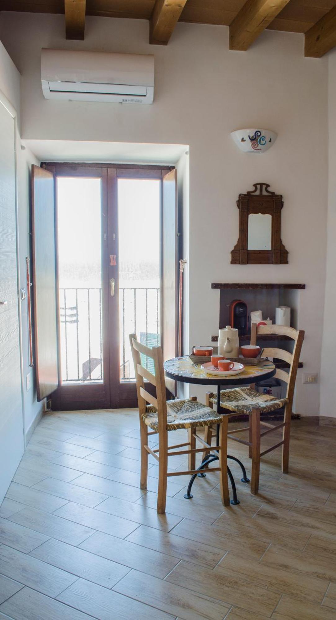 Bed and Breakfast Torre La Mezzaluna В'єсте Екстер'єр фото