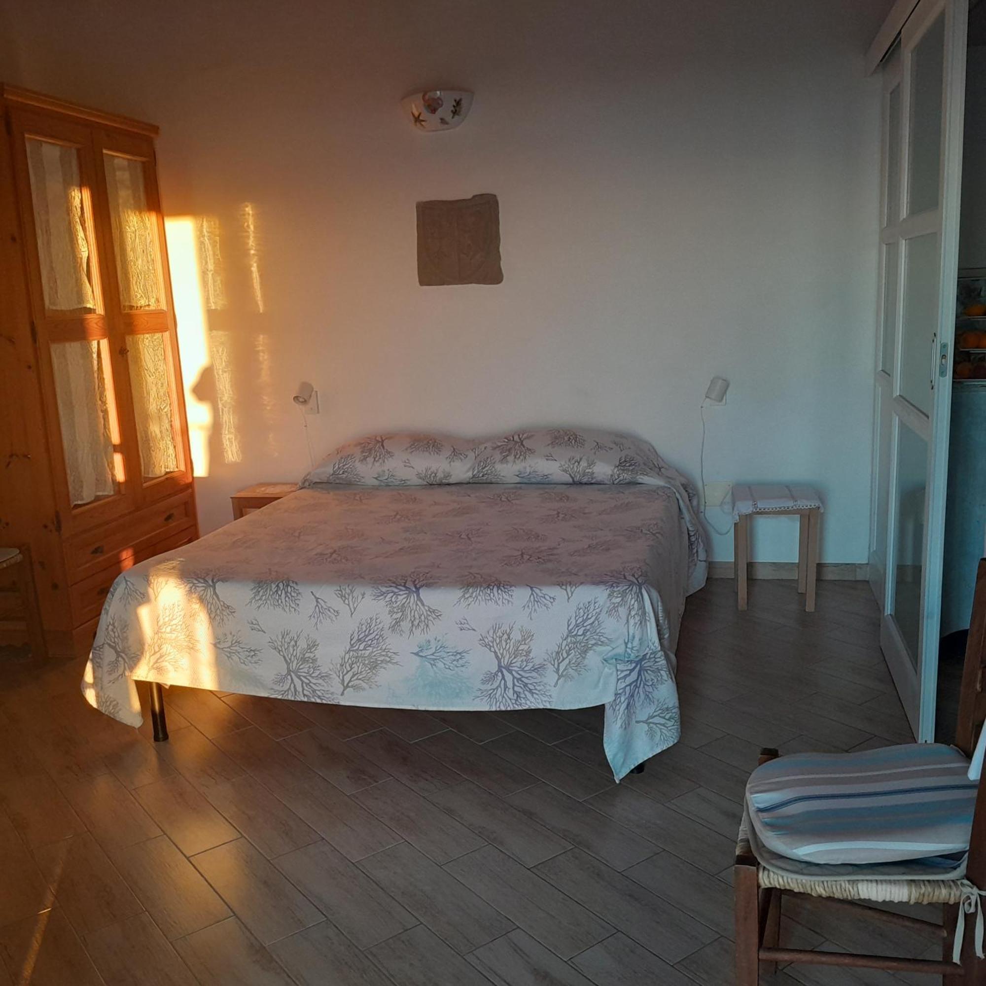 Bed and Breakfast Torre La Mezzaluna В'єсте Екстер'єр фото